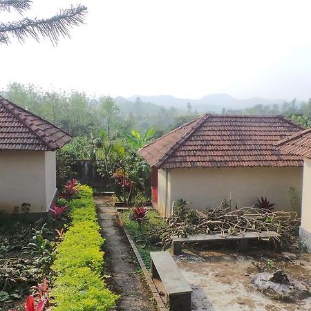 Golf View Cottages Madikeri Luaran gambar