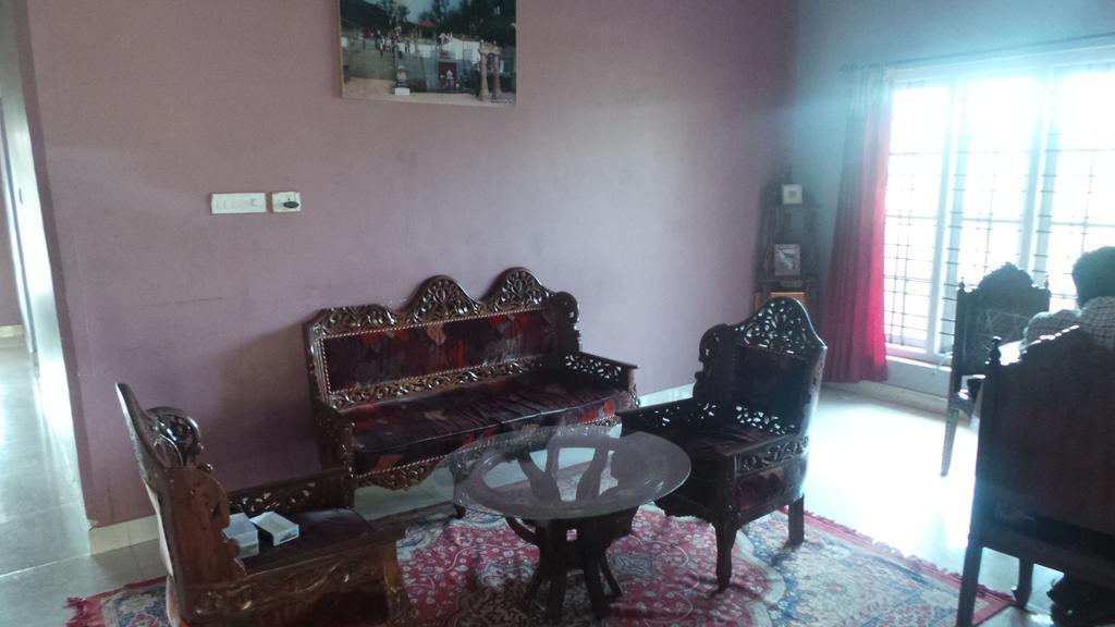 Golf View Cottages Madikeri Luaran gambar